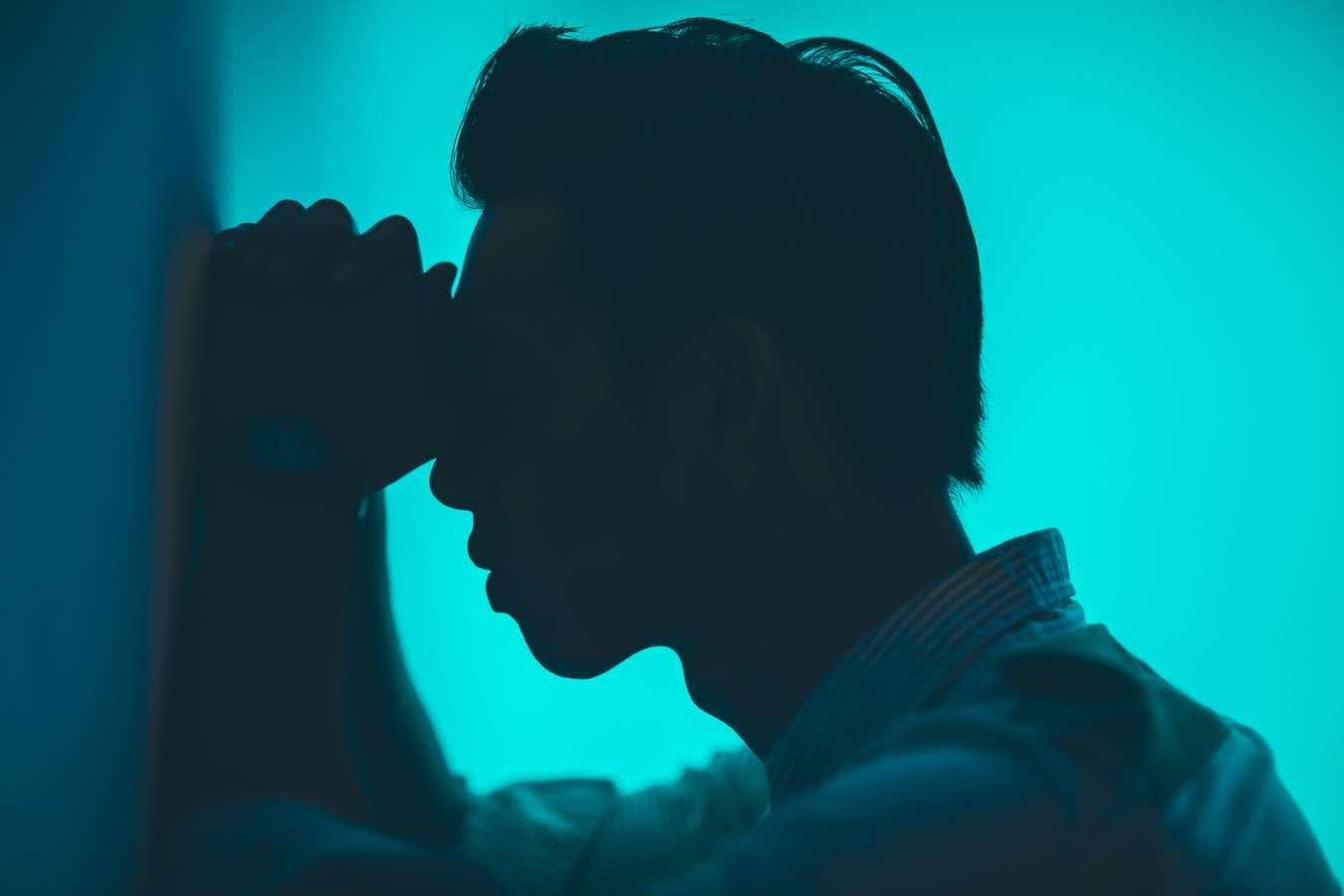 „Wenn Gott sowohl allmächtig als auch gut ist, warum gibt es dann so viel Leid, so viele Schmerzen und so viel Kummer in der Welt?“ J.B.