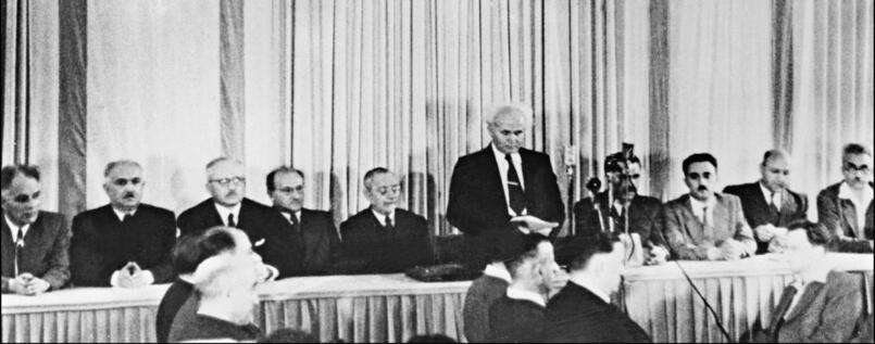 Am 14. Mai 1948 endete das britische Mandat über Palästina. Am gleichen Nachmittag proklamierte Ben Gurion den Staat Israel.