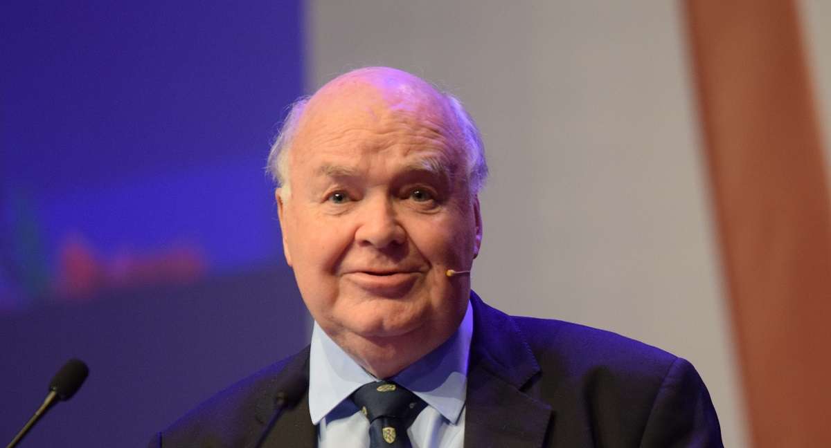 Das ist eine etwas persönliche Frage (an Prof. John Lennox), aber macht Ihnen das Coronavirus Angst?