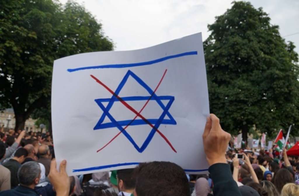 Die Anti-Juden-Demo und die Bibel.