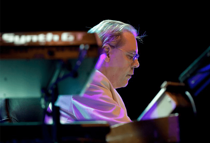 „Godfather of Techno“: Klaus Schulze im Alter von 74 Jahren überraschend verstorben.