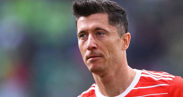 Lewandowski wird heute  nicht mehr zur Team-Präsentation in der Arena antreten. Die Bayern-Fans werden ihn also nicht mehr zu sehen bekommen.