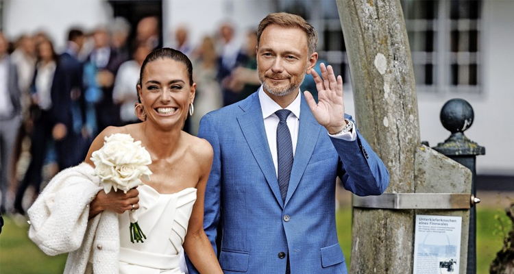 Bundesfinanzminister Christian Lindner will kirchlich heiraten, obwohl er und sie nicht in der Kirche sind.