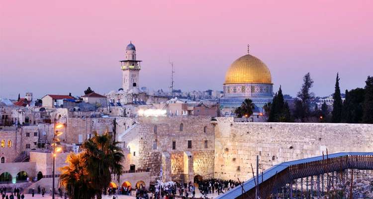 Israel hat eine Zukunft, denn es wird zum Herrn umkehren. Die Bibel sagt es so.