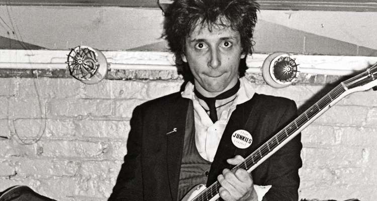 Johnny Thunders traf am Ende seines Lebens die “Toten Hosen”. Heute hätte er Geburtag gehabt.