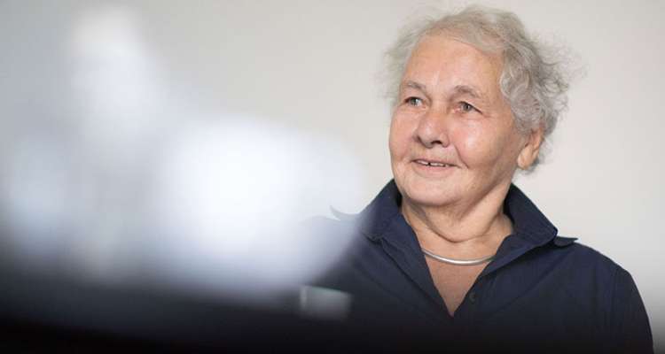 Die Biologin und Nobelpreisträgerin Christiane Nüsslein-Volhard kritisiert die Transideologie.