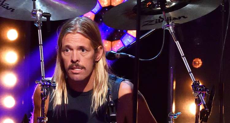 Der verstorbene Schlagzeuger Taylor Hawkins: Ich glaubte an den beschissenen Mythos ‘Lebe hart und schnell, stirb jung’.