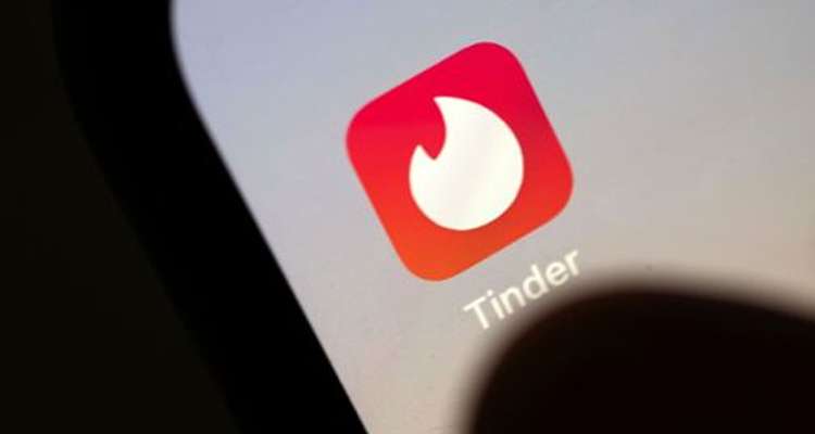 ZEHN JAHRE TINDER : Eine Dekade Dating neuer Dimension.
